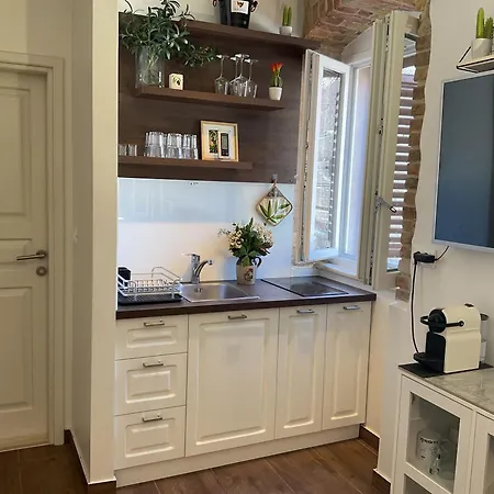 Casa 4 Star سبليت